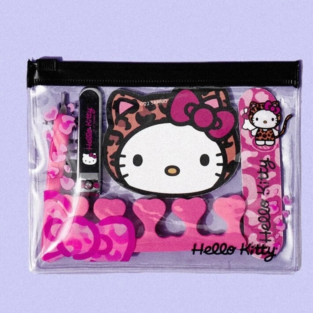 Hello kitty nail tool set . Clippers and files